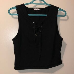 5/$25🖤 crop top